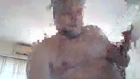 Snapshot of ianbraver chatting on 30, 9, 2025 ian online show from 30, 9, 2025