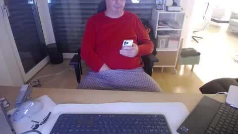 iandy12 online show from 18, 5, 2026