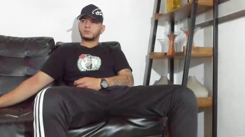 Snapshot of iandygrasso chatting on 3, 1, 2025 iandygrasso online show from 3, 1, 2025