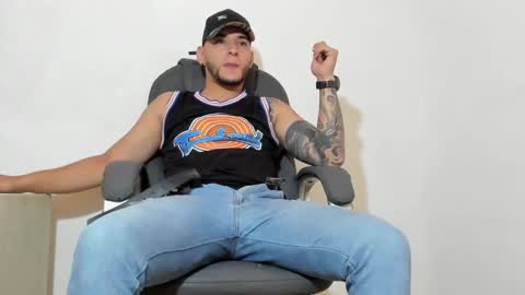 Snapshot of iandygrasso chatting on 13, 1, 2025 iandygrasso online show from 13, 1, 2025