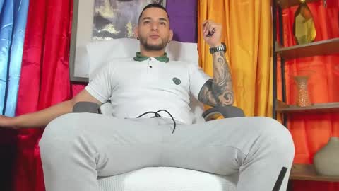 Snapshot of iandygrasso chatting on 25, 2, 2025 iandygrasso online show from 25, 2, 2025