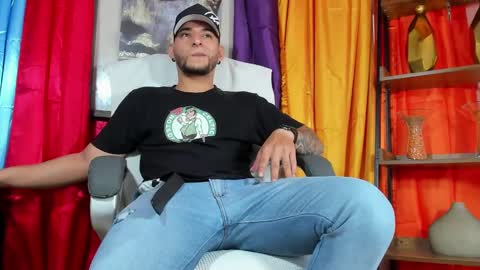 Snapshot of iandygrasso chatting on 27, 2, 2025 iandygrasso online show from 27, 2, 2025