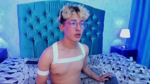 ian  online show from 4, 3, 2025