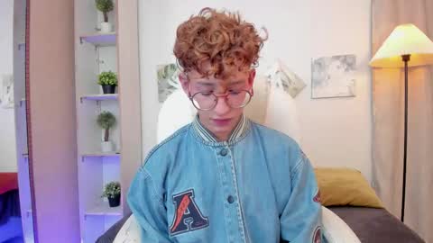 ian  online show from 30, 11, 2025