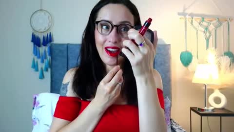 Snapshot of iberianmoonmk chatting on 9, 10, 2025 Iberian Moon online show from 9, 10, 2025