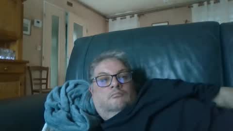 anonymouszz online show from 14, 3, 2026