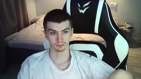 MAX online show from 22, 1, 2025