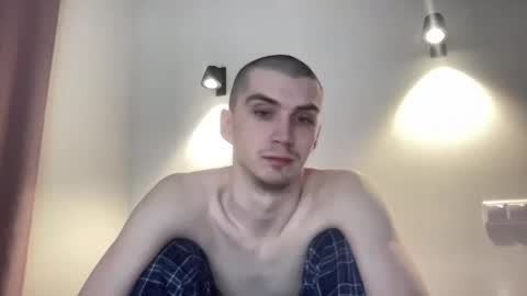 MAX online show from 31, 1, 2025