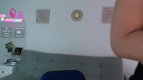 ice_y_abigail online show from 9, 11, 2025