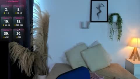 ice_y_abigail online show from 28, 11, 2025