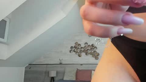 Snapshot of icebluebabe chatting on 12, 5, 2026 Ice Blue online show from 12, 5, 2026