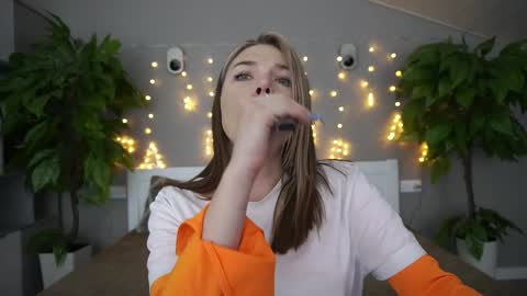 Danielle online show from 7, 1, 2025