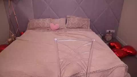 Danielle online show from 4, 3, 2026