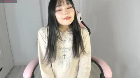 Hitomi   online show from 30, 1, 2025