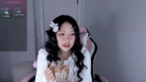 Hitomi   online show from 21, 11, 2025