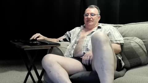 Snapshot of icihristopher chatting on 28, 2, 2025 Christopher online show from 28, 2, 2025