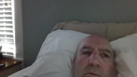 Snapshot of icumming chatting on 12, 3, 2025 icumming online show from 12, 3, 2025