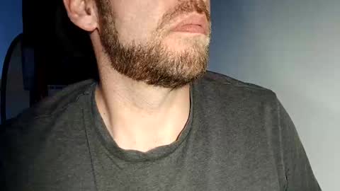 Snapshot of icyfucktoy chatting on 3, 11, 2025 icyfucktoy online show from 3, 11, 2025