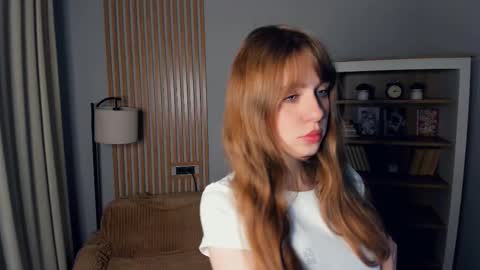 Snapshot of icyhoneybite chatting on 13, 10, 2025 Jane online show from 13, 10, 2025
