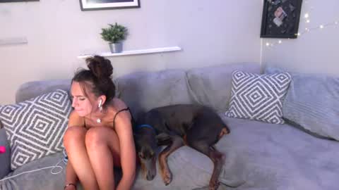 Snapshot of icyspice chatting on 5, 7, 2026 icyspice online show from 5, 7, 2026