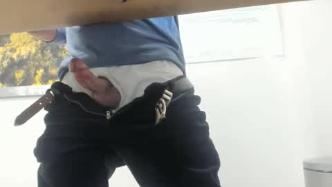 Snapshot of idfunguy2023 chatting on 17, 12, 2025 idfunguy2023 online show from 17, 12, 2025