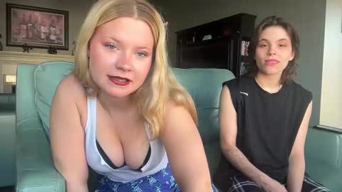 Snapshot of iheartcassie2844 chatting on 21, 2, 2025 cassie online show from 21, 2, 2025