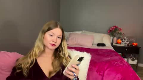 Snapshot of iheartcassie2844 chatting on 23, 10, 2025 cassie online show from 23, 10, 2025