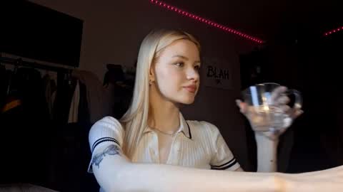 ShyLuna online show from 13, 2, 2026