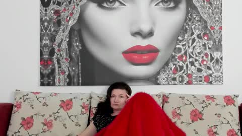 Snapshot of illegalbeauty87 chatting on 5, 3, 2026 Ingrid or more easier...Miss GoDDess Mistress online show from 5, 3, 2026