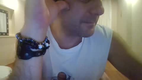 Snapshot of illegalty99 chatting on 12, 10, 2025 Illegality online show from 12, 10, 2025