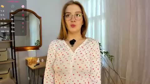 Snapshot of ilonamoorman chatting on 1, 8, 2026 Ilona online show from 1, 8, 2026