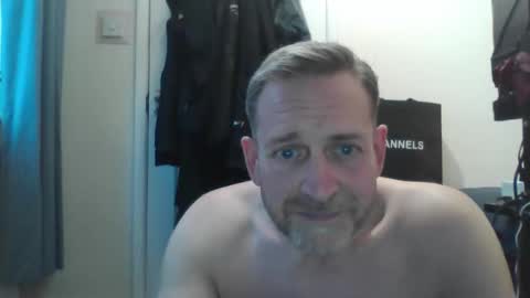 ilove2show71 online show from 31, 10, 2025