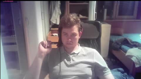 iloveyoutoo2000 online show from 11, 5, 2026