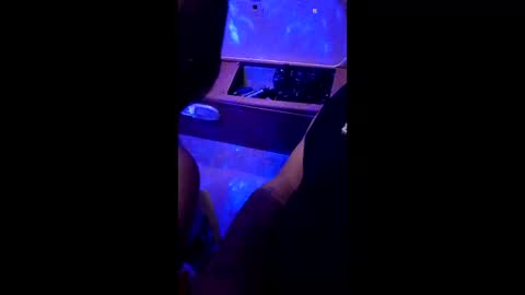 iluv2bang online show from 8, 1, 2026