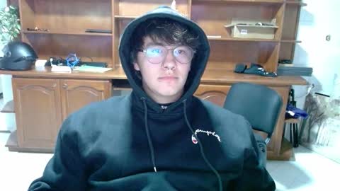 Snapshot of im__noah chatting on 16, 11, 2025 im__noah online show from 16, 11, 2025