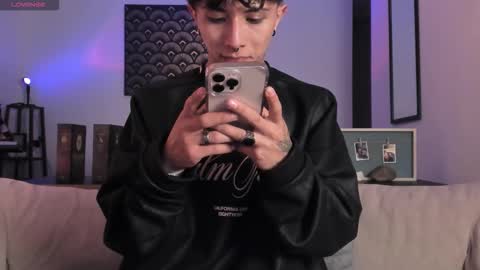 Snapshot of im__thomas chatting on 19, 10, 2025 IM THOMAS online show from 19, 10, 2025