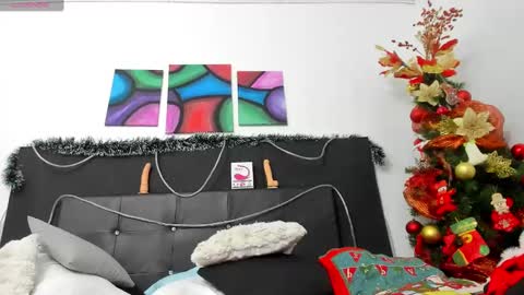 Angela online show from 21, 12, 2024