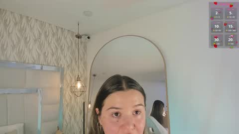 DAHLIA online show from 18, 9, 2025