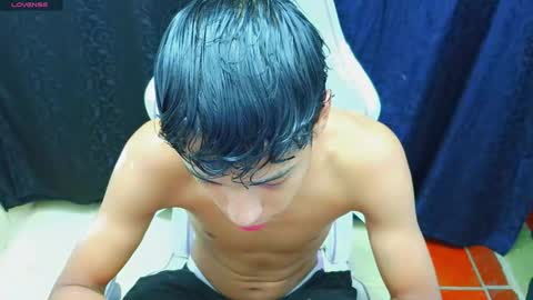 Snapshot of im_david01 chatting on 28, 10, 2025 im_david01 online show from 28, 10, 2025