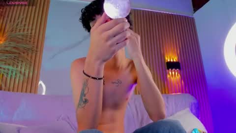 ETHAN online show from 14, 7, 2026
