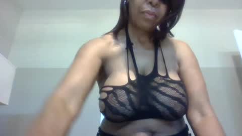 weet exy Cougar online show from 8, 5, 2026