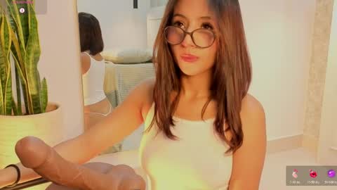 im_lisacb online show from 2, 4, 2026