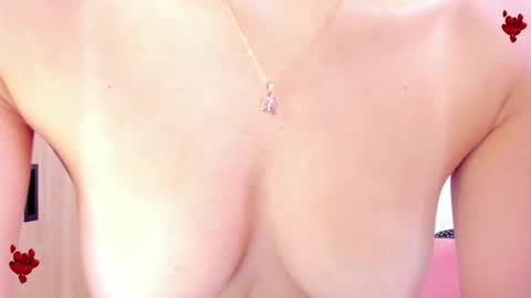 Snapshot of im_lunita chatting on 12, 4, 2026 Luna online show from 12, 4, 2026
