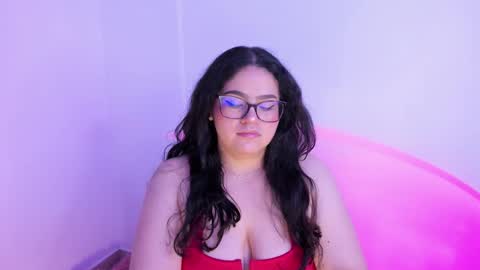 mei mei uwu online show from 7, 10, 2025