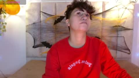 Snapshot of im_milancs chatting on 19, 10, 2025 milan online show from 19, 10, 2025