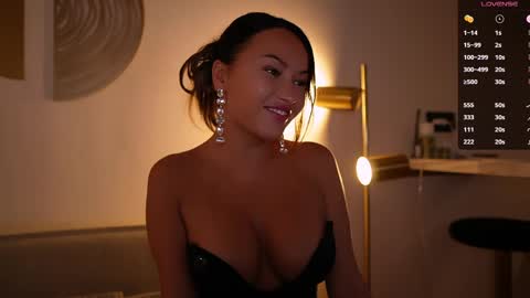 Snapshot of im_milla chatting on 25, 5, 2026 Milla online show from 25, 5, 2026