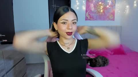     s  online show from 23, 10, 2025