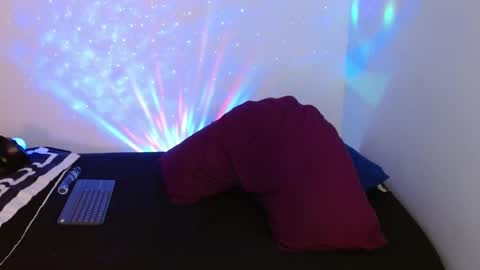 Oliver P online show from 12, 3, 2025