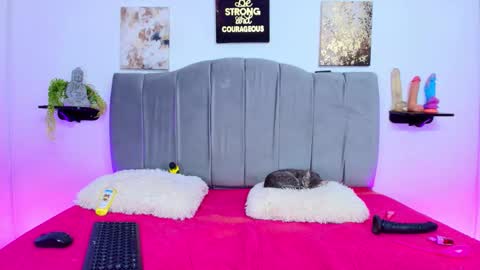 im_riley_ online show from 8, 10, 2025