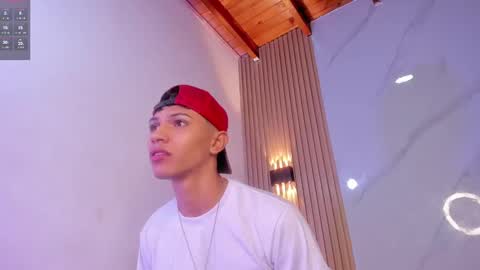 im_sebaslopez online show from 28, 2, 2025